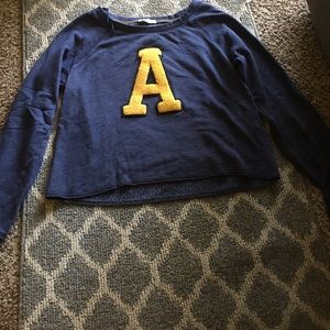 Crop sweater, very soft, size M